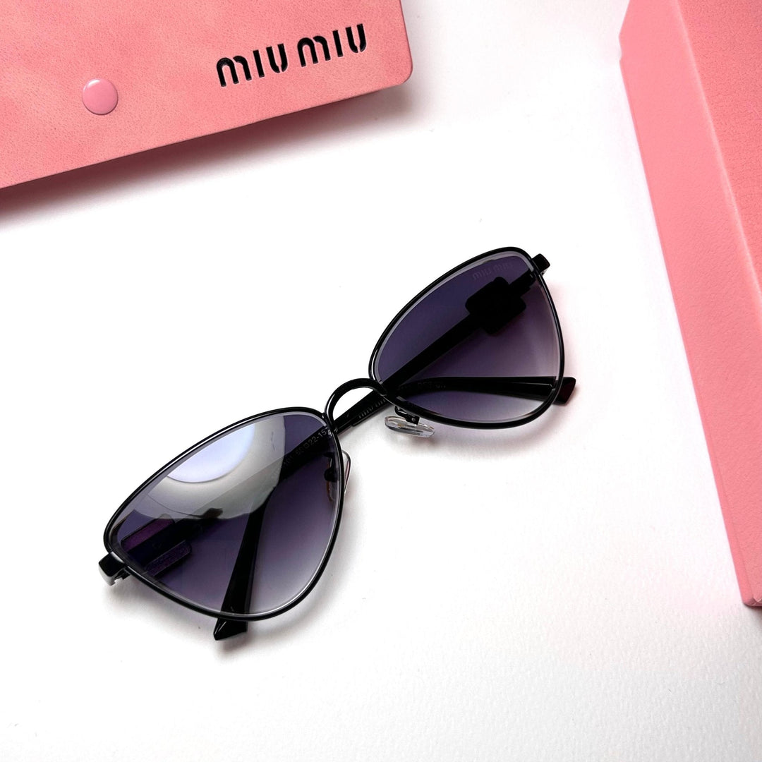 Miu Miu Logo Cat Eye - Purple Gradient