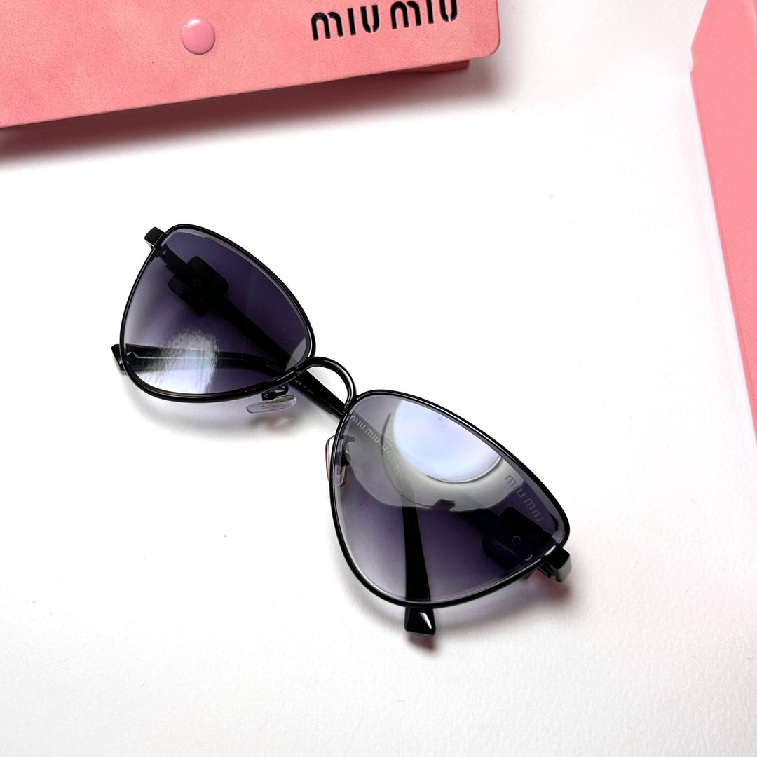 Miu Miu Logo Cat Eye - Purple Gradient