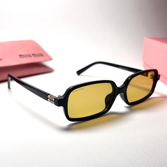 Miu Miu Rectangular Regard - Yellow