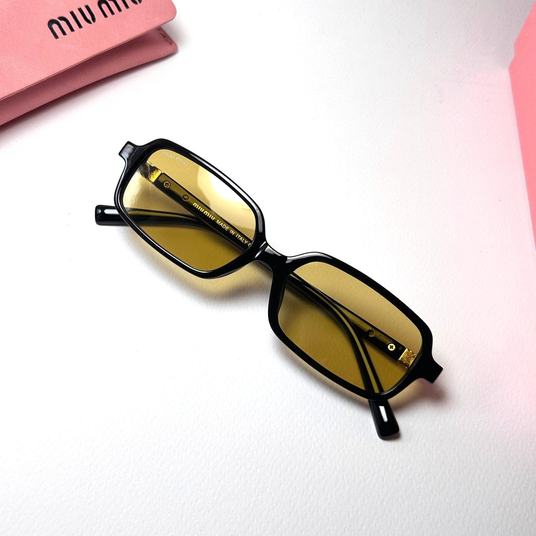 Miu Miu Rectangular Regard - Yellow