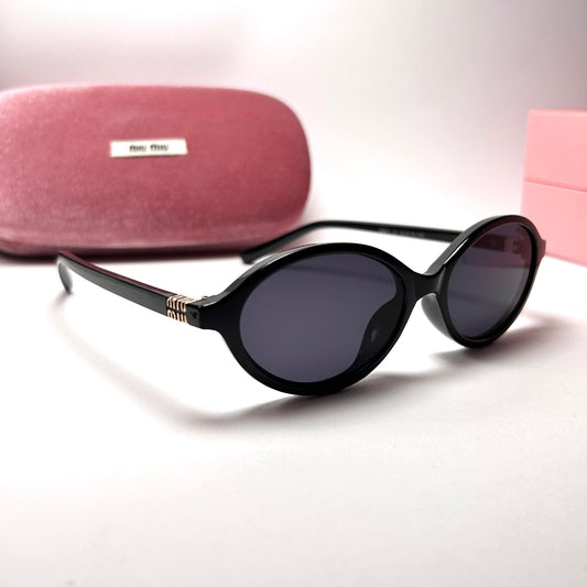 Miu Miu Regard - Black