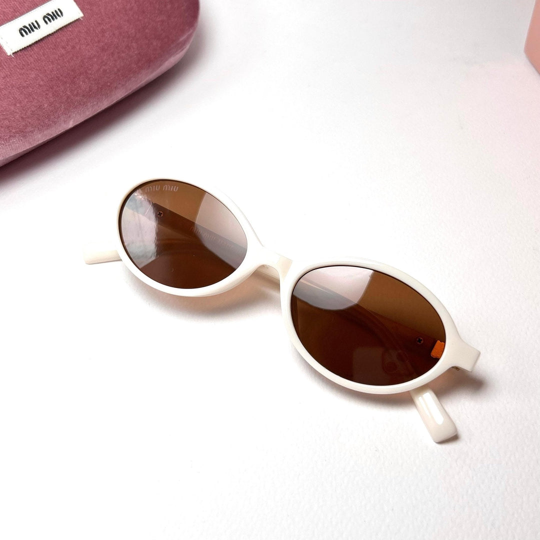 Miu Miu Regard – Ivory