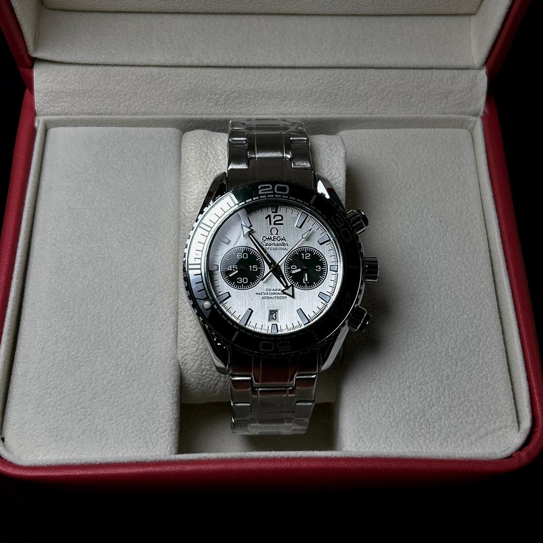 Omega Seamaster Co-Axial Master Chronometer – Silver Olive White