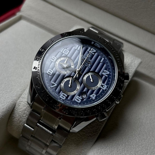 Omega Speedmaster Co-Axial Chronometer – Silver Blue