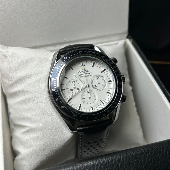 Omega Speedmaster Moonwatch Homage – White Dial
