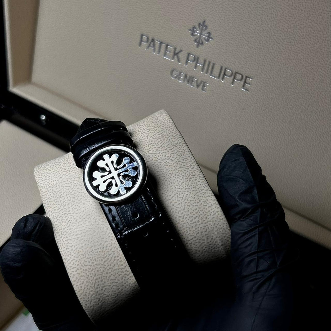 Patek Philippe Complications Chronograph Alligator Leather Edition – Silver Black