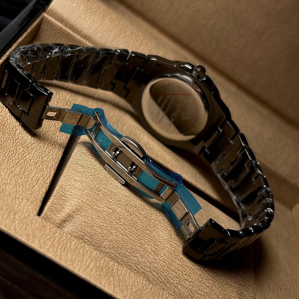 Patek Philippe Nautilus For Her - Full Black