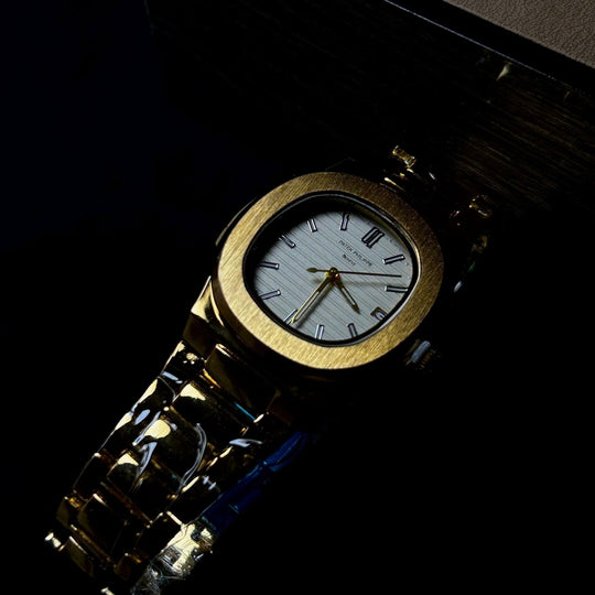Patek Philippe Nautilus For Her - Golden White