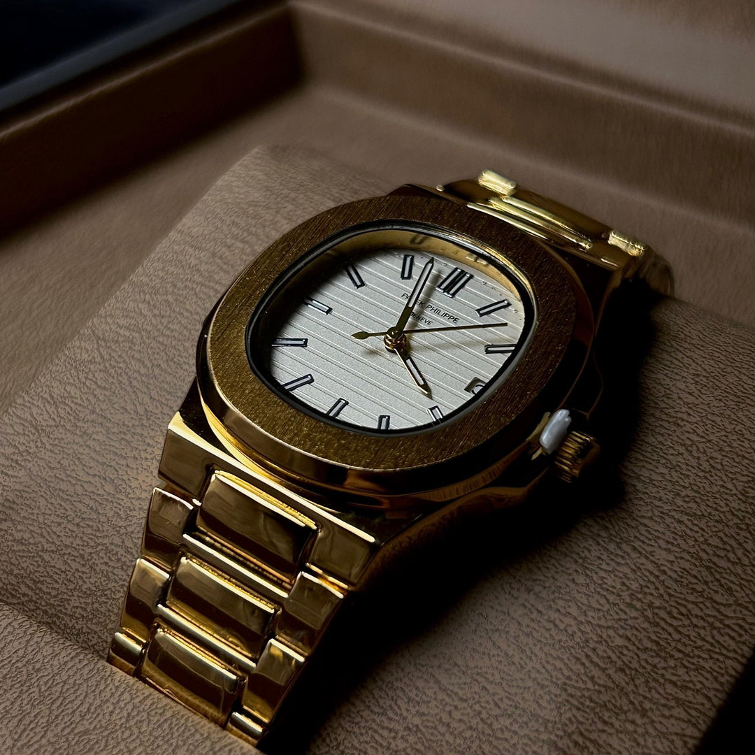 Patek Philippe Nautilus For Her - Golden White