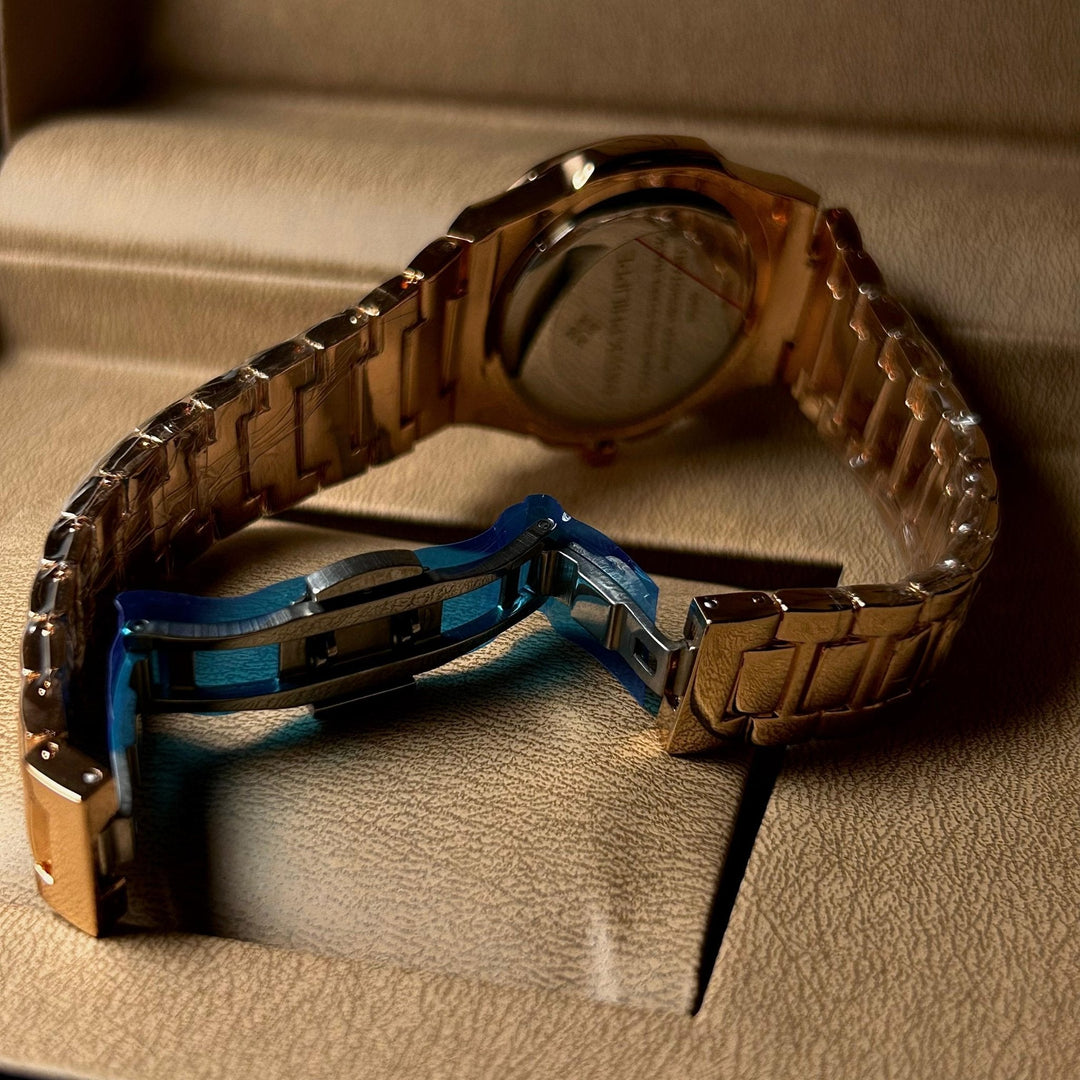 Patek Philippe Nautilus For Her - Rose Gold White