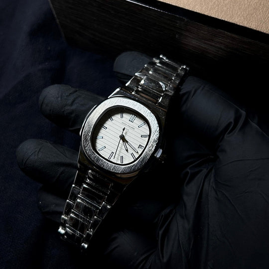 Patek Philippe Nautilus For Her - Silver White