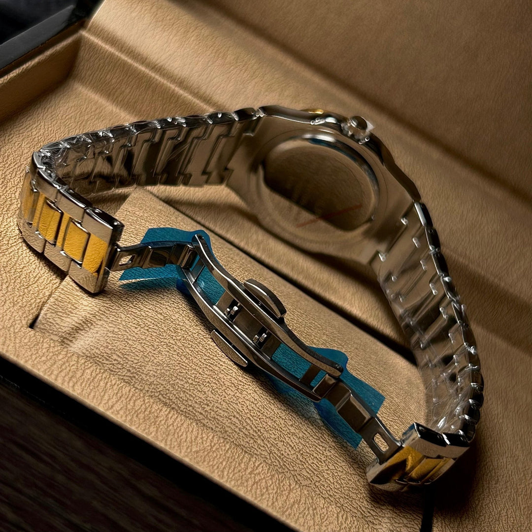 Patek Philippe Nautilus For Her – Two Tone Golden Black