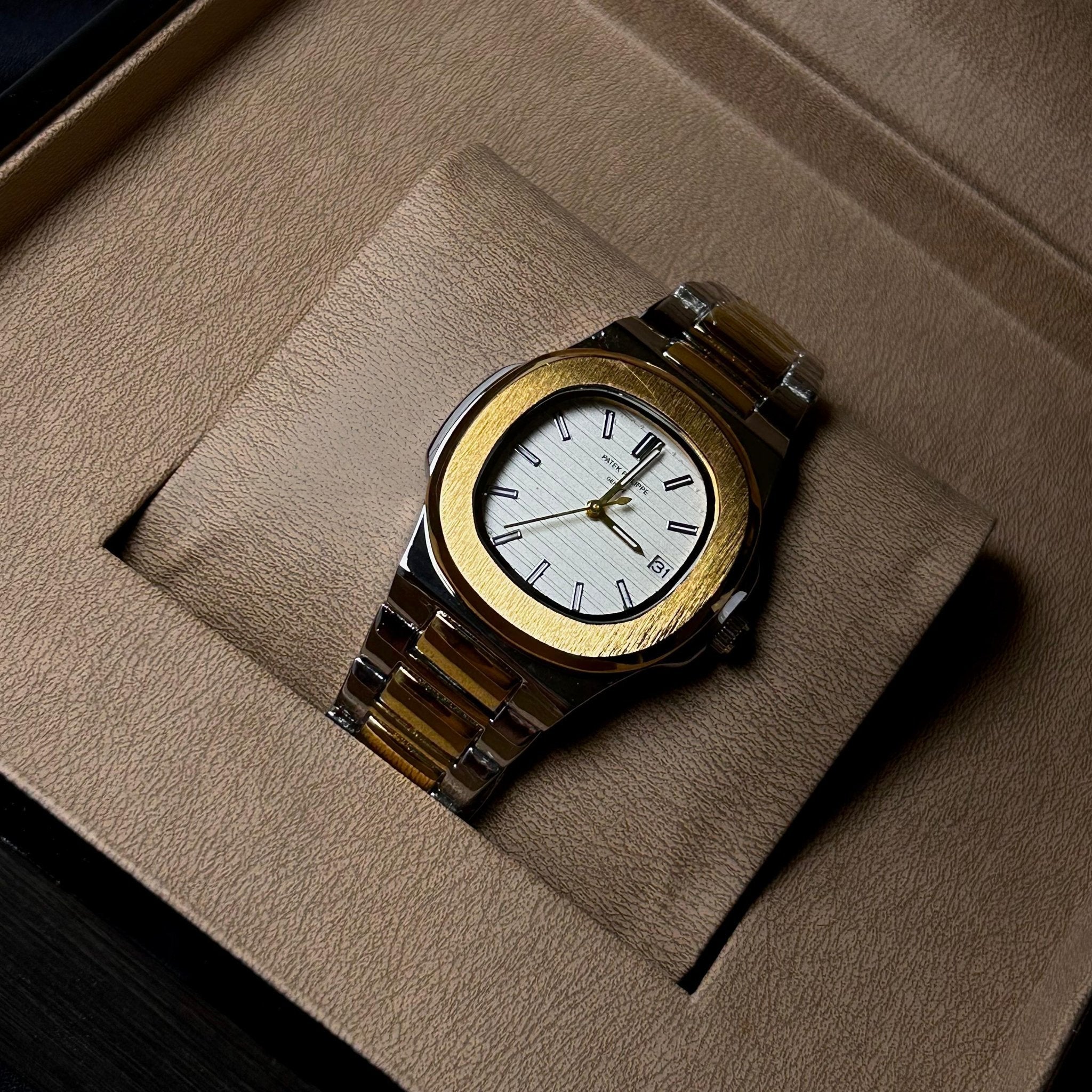 Patek Philippe Nautilus For Her - Two Tone Golden White