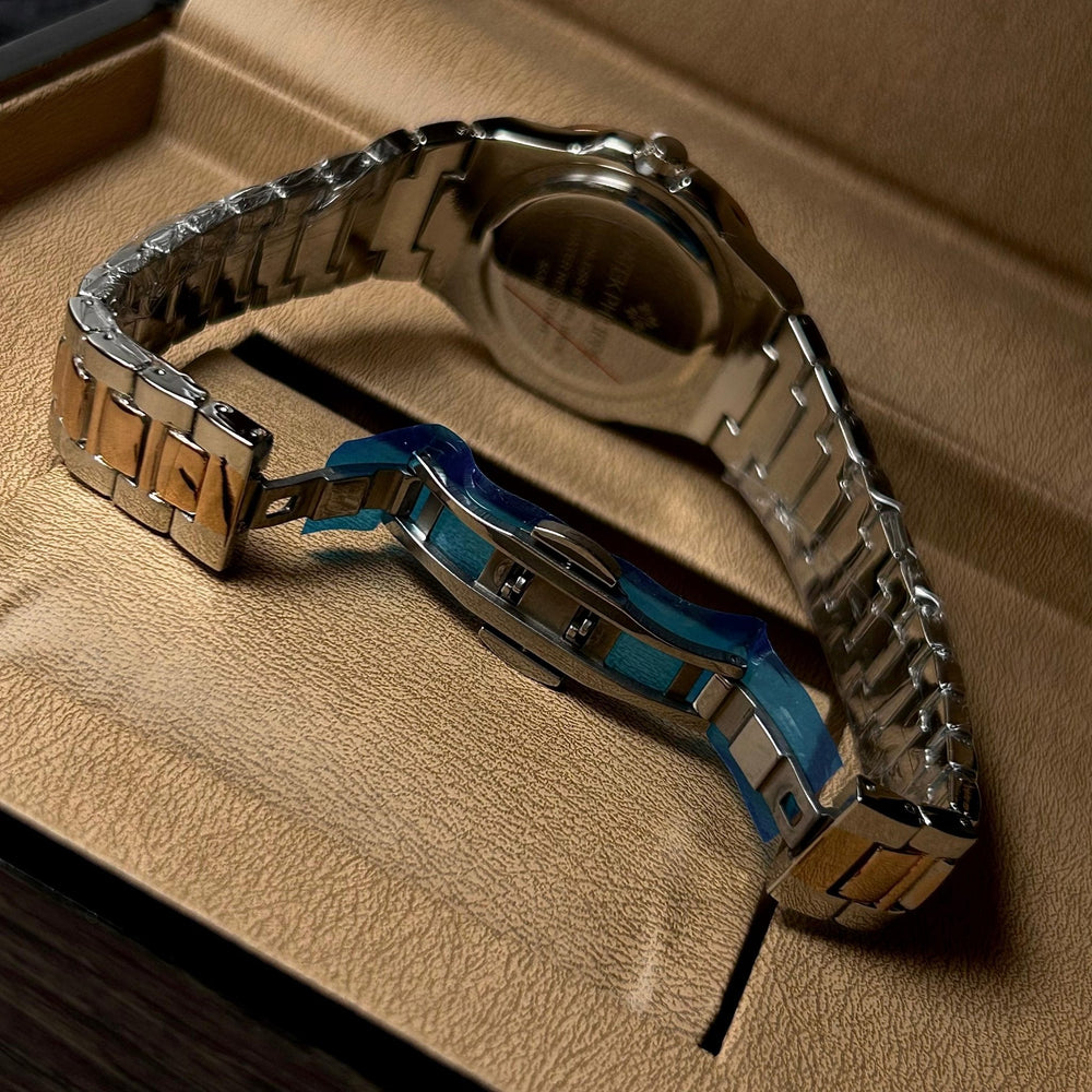 Patek Philippe Nautilus For Her - Two Tone Rose Gold Black