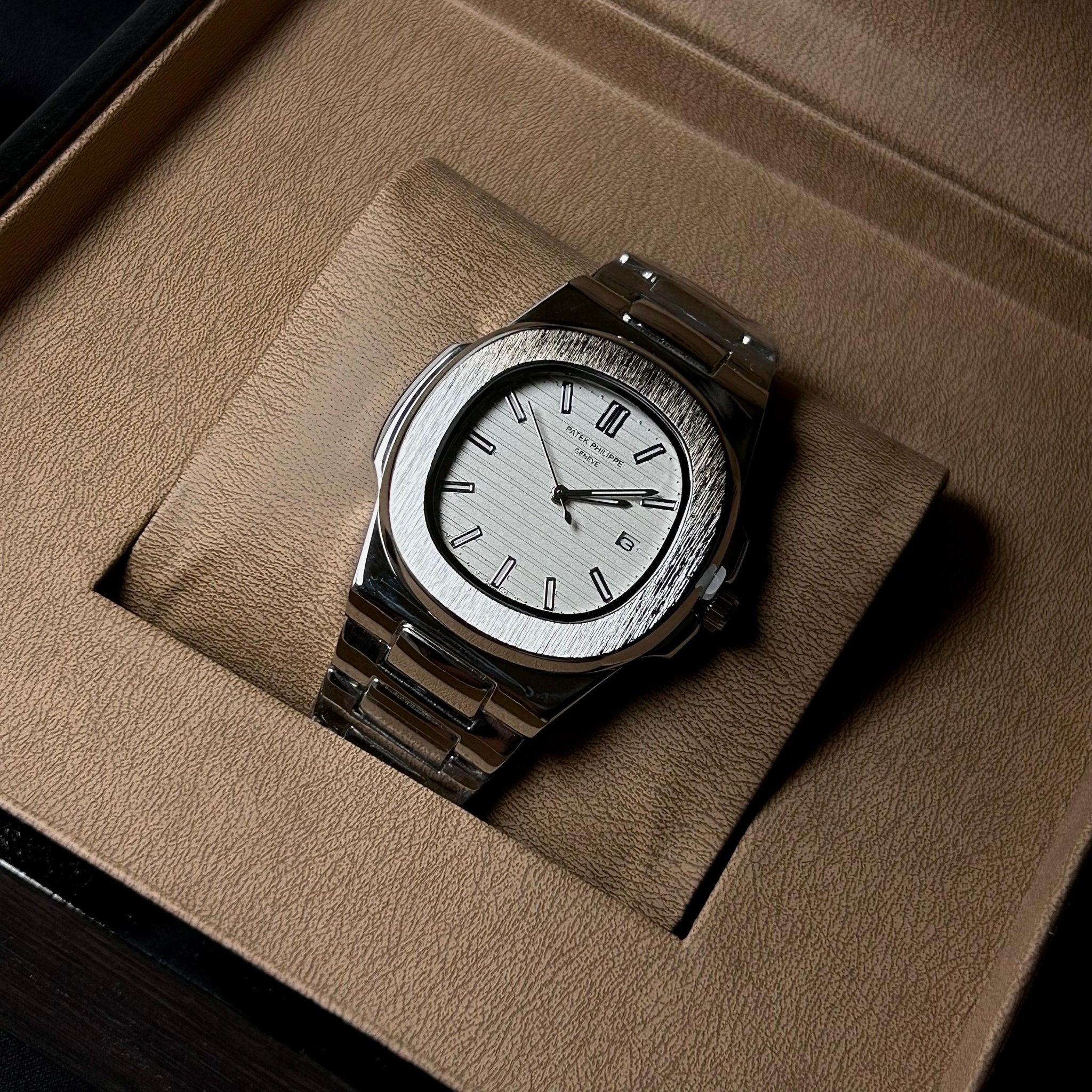 Patek Philippe Nautilus For Him – Silver White