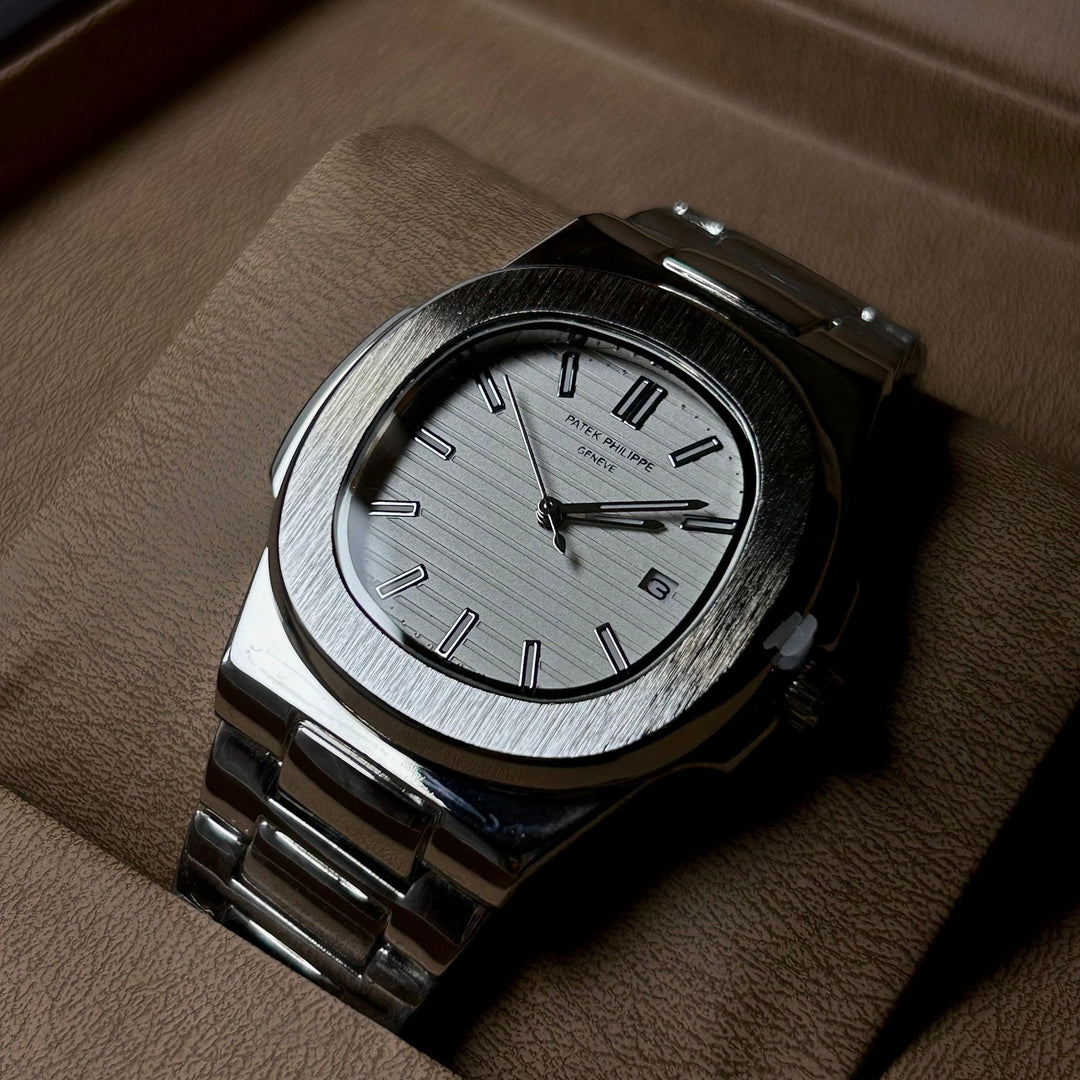Patek Philippe Nautilus For Him – Silver White