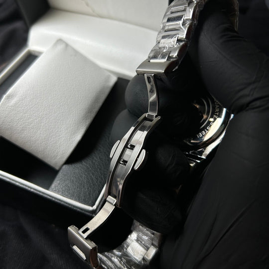 Patek Philippe Nautilus Homage For Him – Silver Gradient Dial