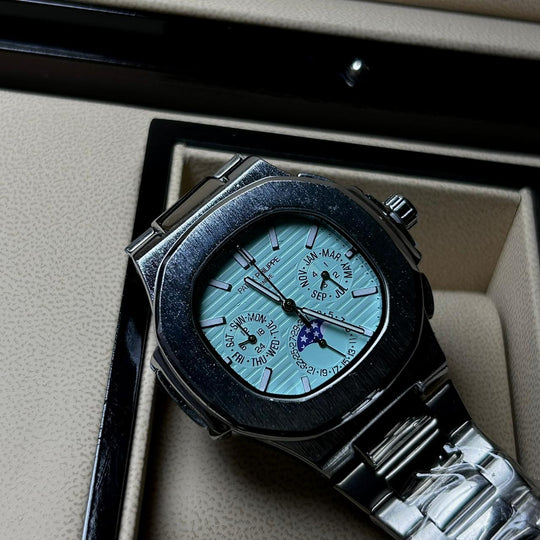 Patek Philippe Nautilus Moonphase – Ice Blue Steel Edition