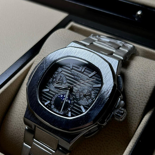 Patek Philippe Nautilus Moonphase – Jet Black Steel Edition