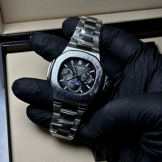 Patek Philippe Nautilus Moonphase – Jet Black Steel Edition