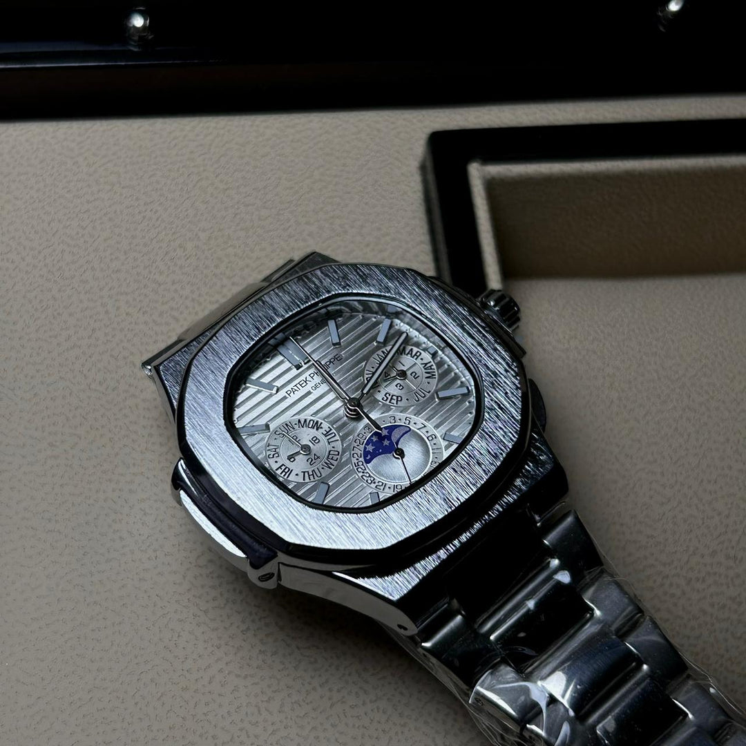 Patek Philippe Nautilus Moonphase – Silver Steel Edition