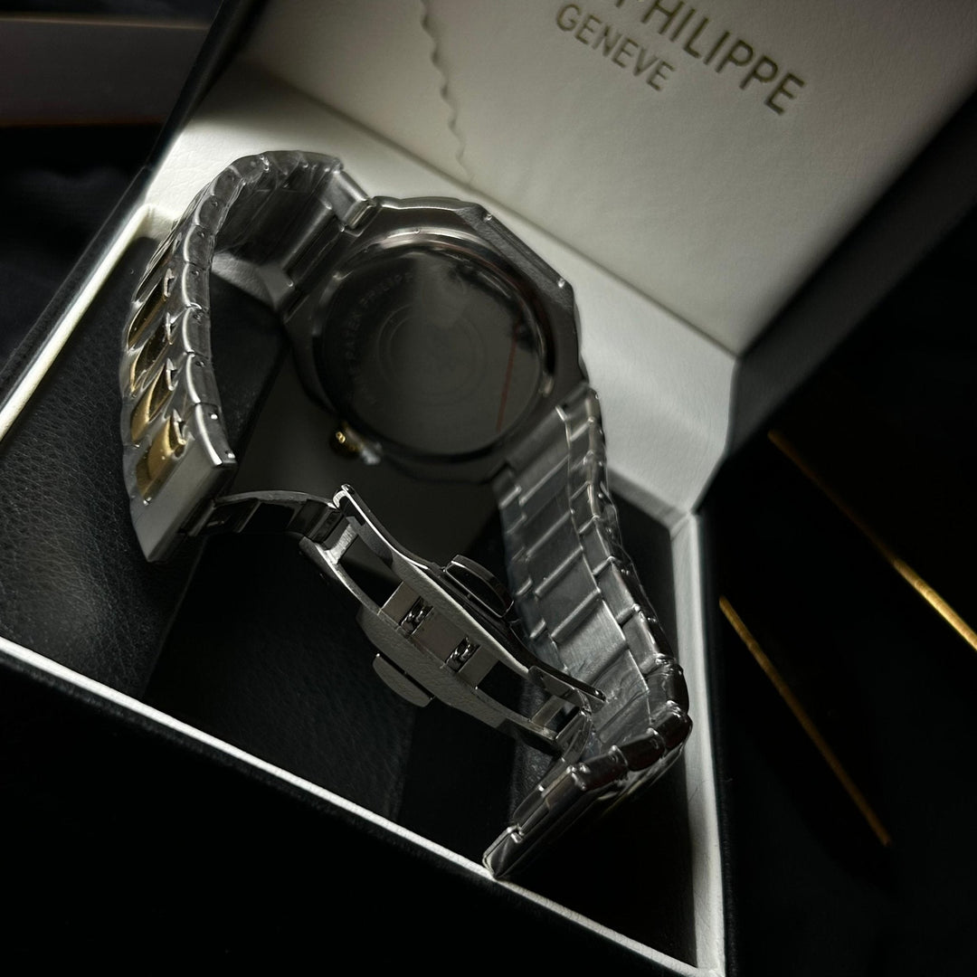 Patek Philippe Cubitus  For Him – Two-Tone Black Dial