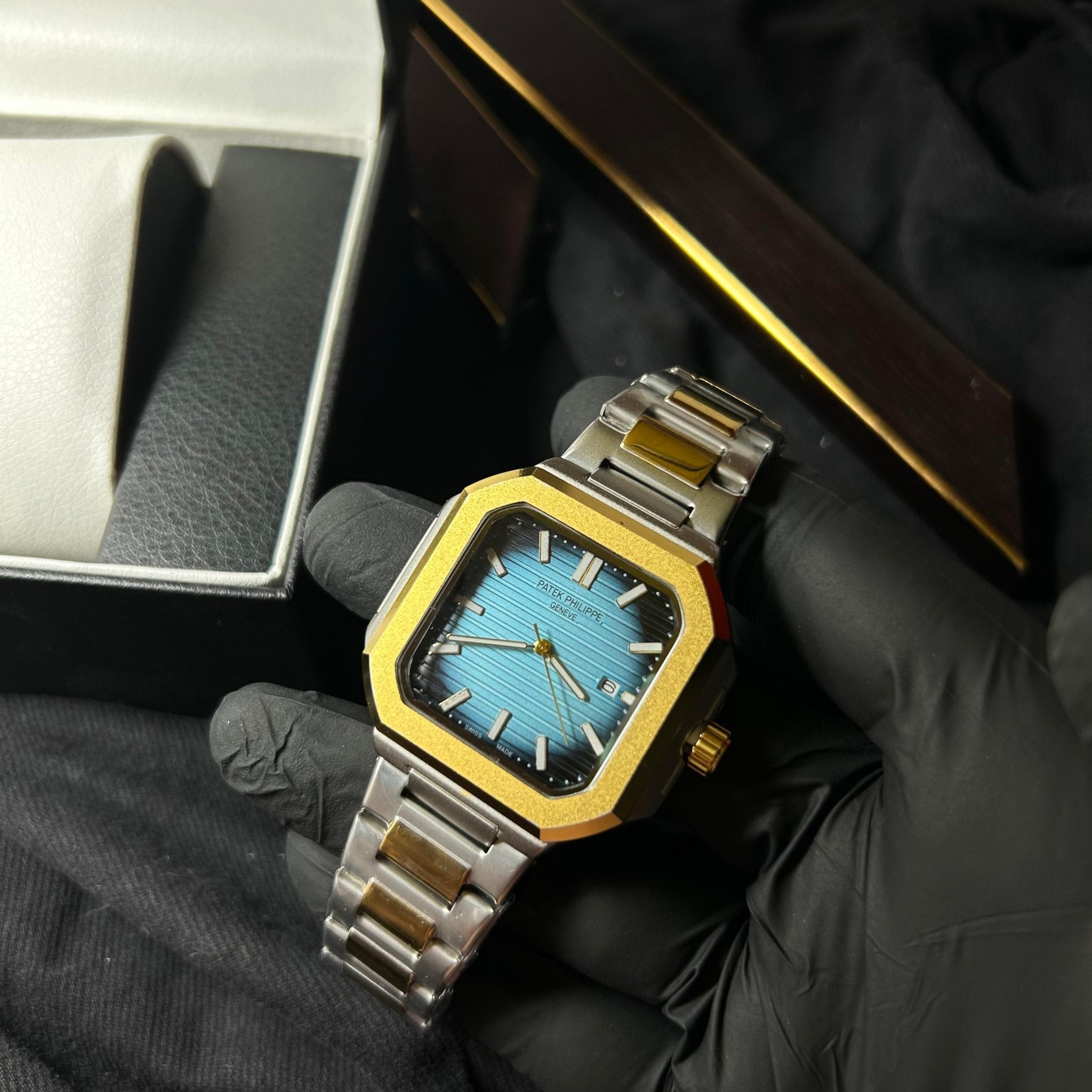 Patek Philippe Cubitus For Him – Two-Tone Blue Dial