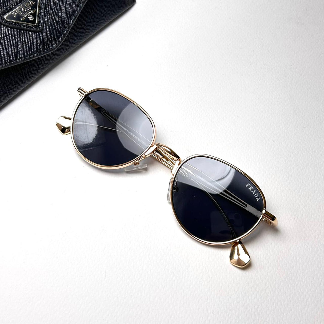 Prada Round B – Golden Black