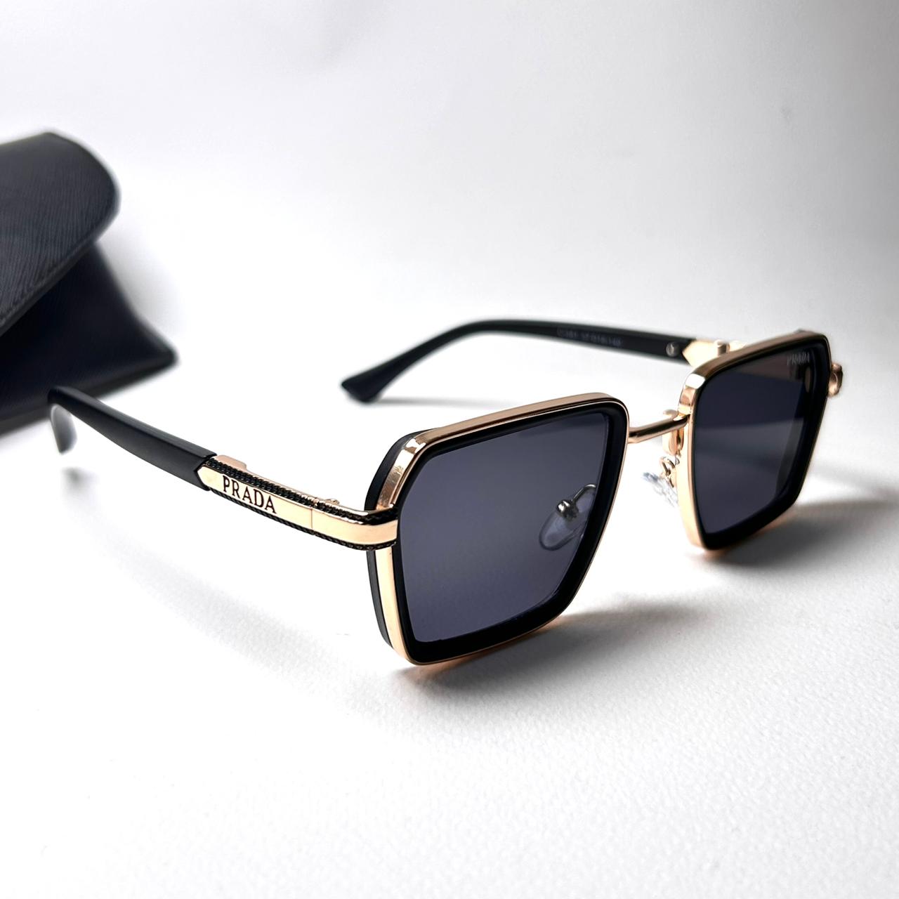Prada Square 581 - Golden Black