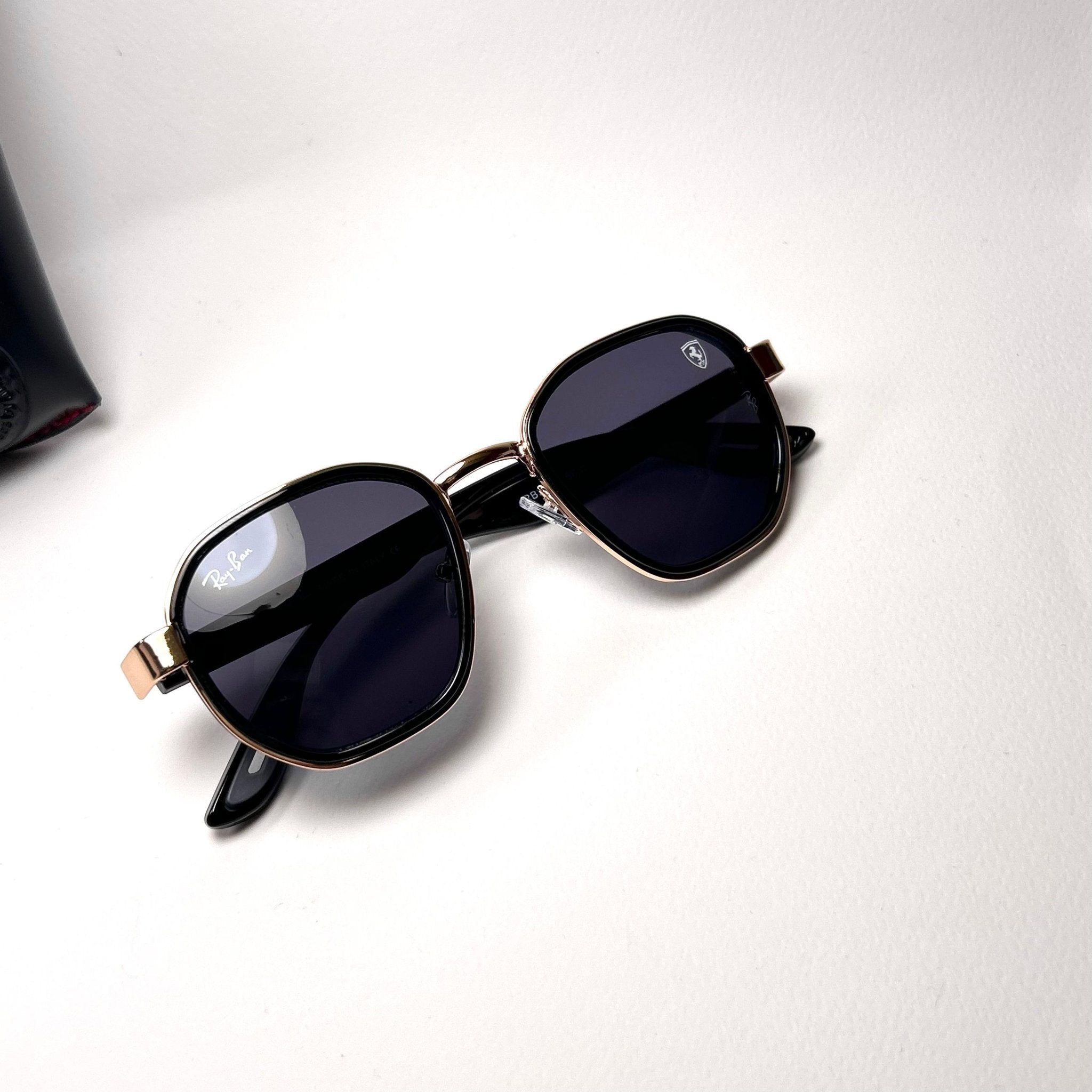 Ray Ban RB3674 Scuderia Ferrari - Golden Black