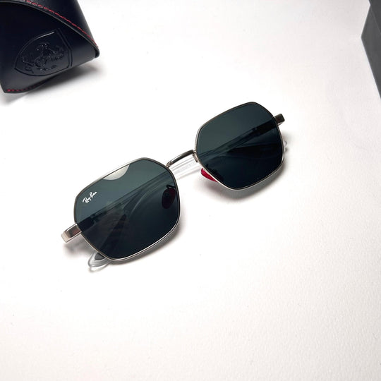 Ray Ban RB3719M Scuderia Ferrari - White