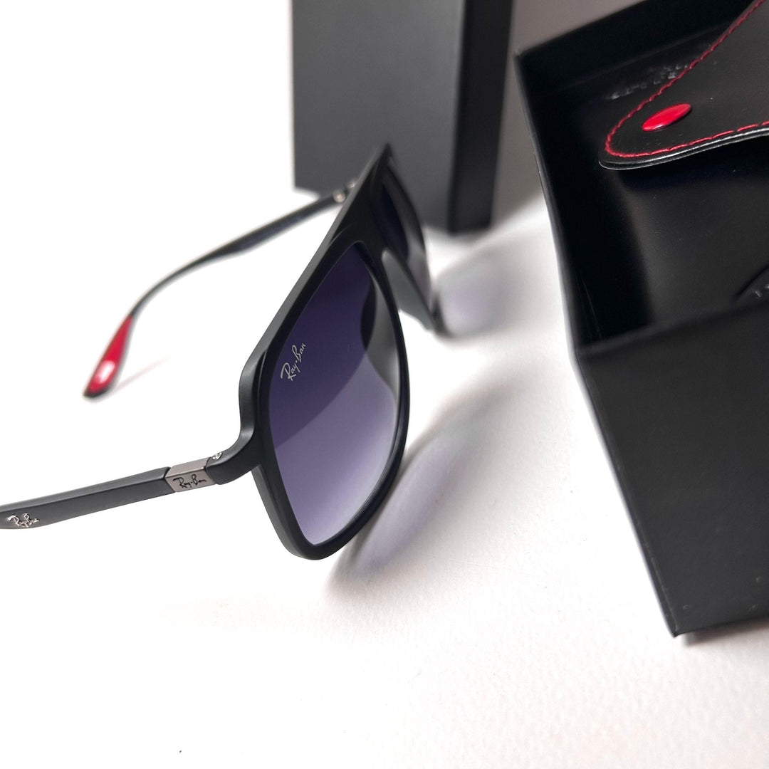 Ray Ban RB4308M Scuderia Ferrari - Black N