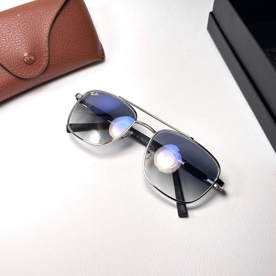 Ray Ban RB5831 Frank Titanium - Blue Gradient