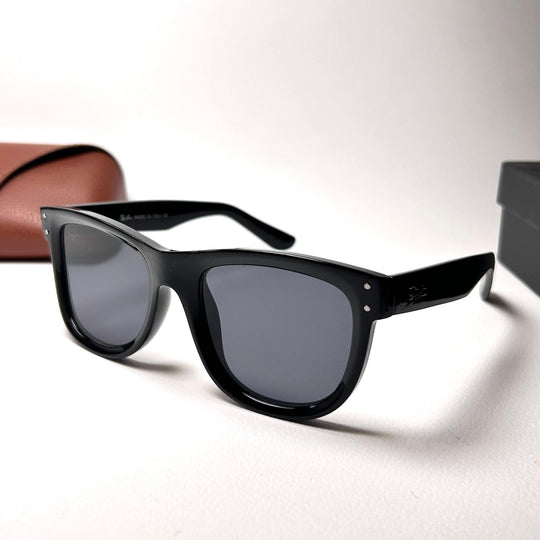 Ray Ban Wayfarer Reverse RB0707S - Gloss Black