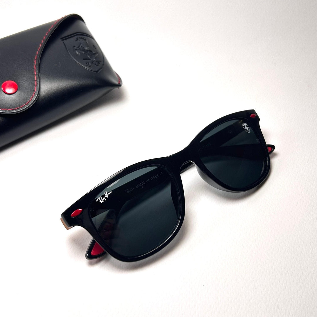 Ray Ban Wayfarer Scuderia Ferrari RB4195 - Golden Black