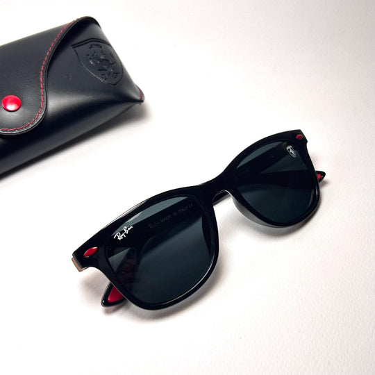 Ray Ban Wayfarer Scuderia Ferrari RB4195 - Golden Black