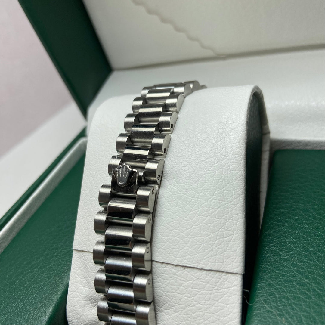 Rolex Date Just Diamond for Her - Black Dial