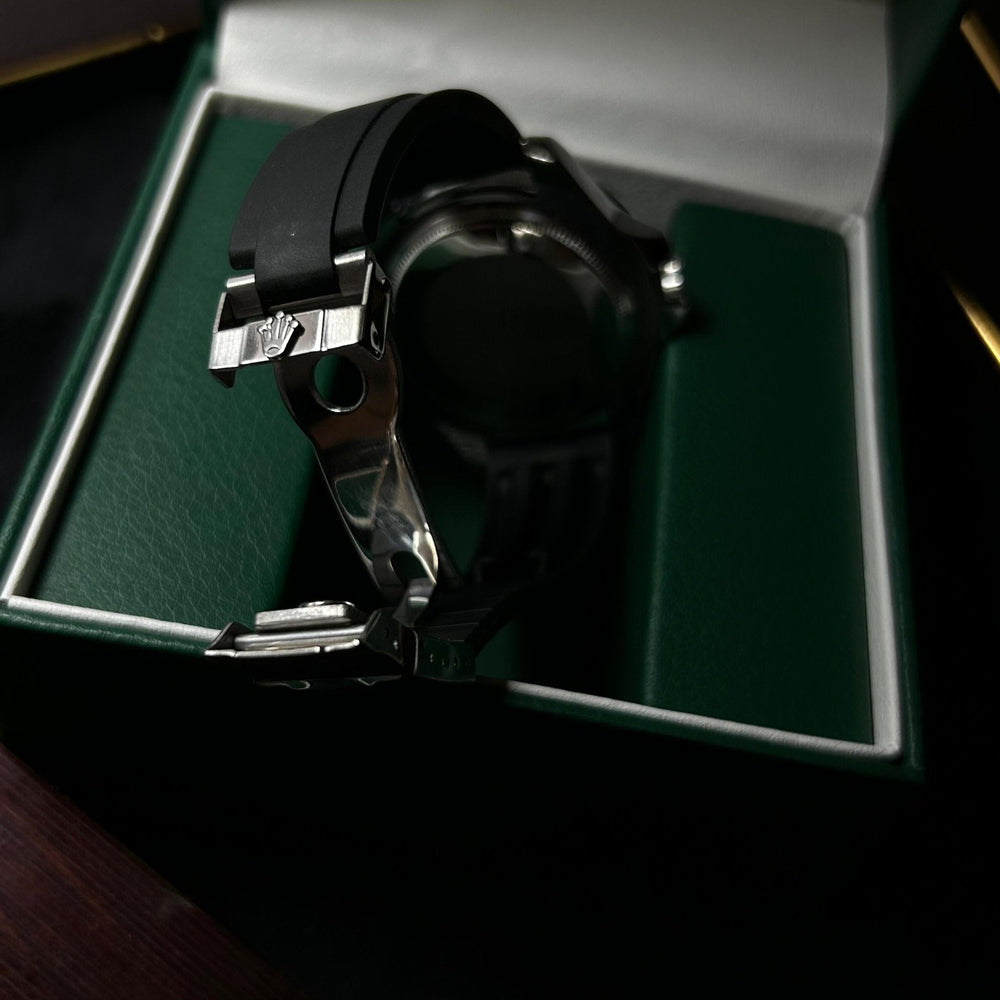 Rolex Submariner Rubber Strap For Him – Green Dial