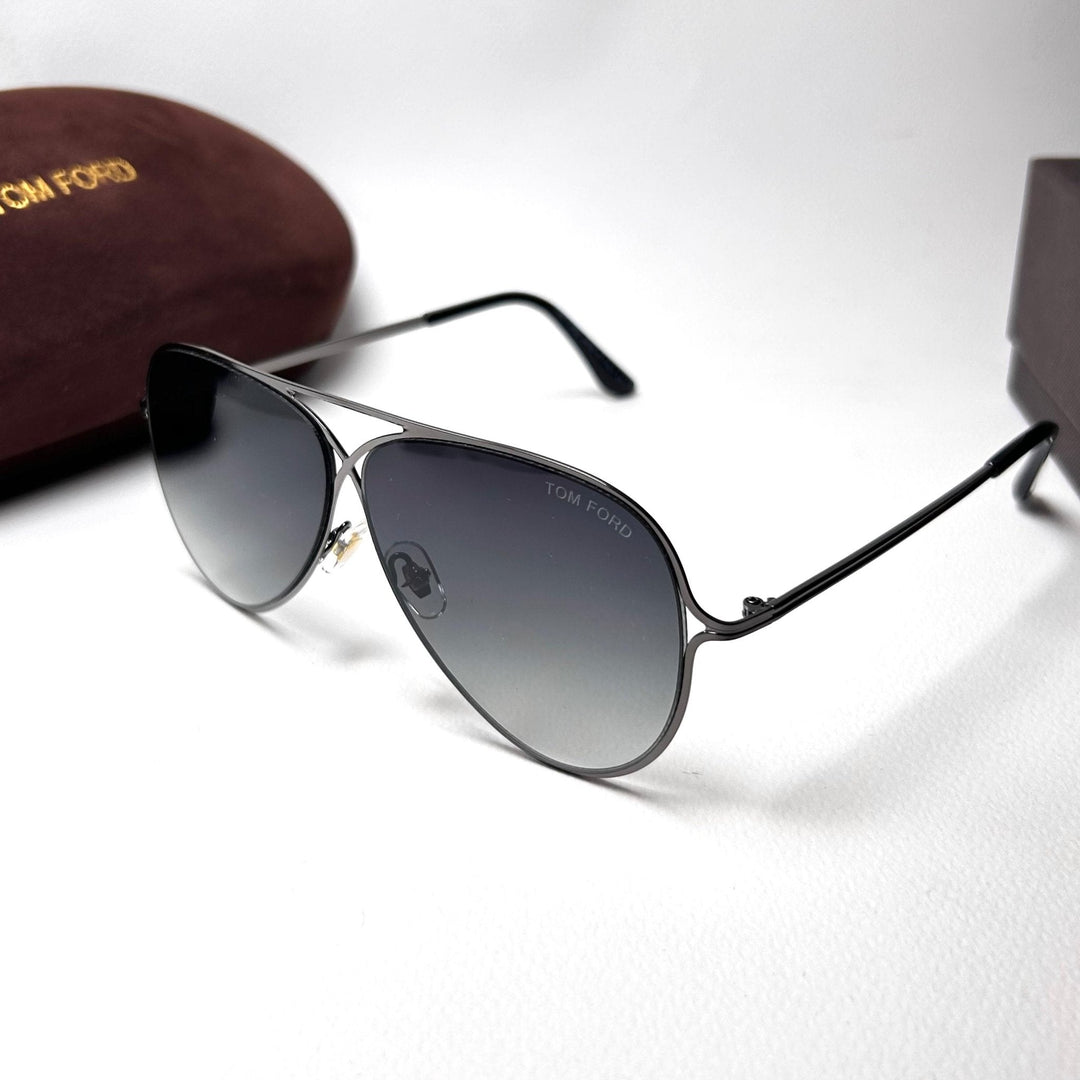 Tom Ford Aviator TF0487 - Silver Smoke Gradient