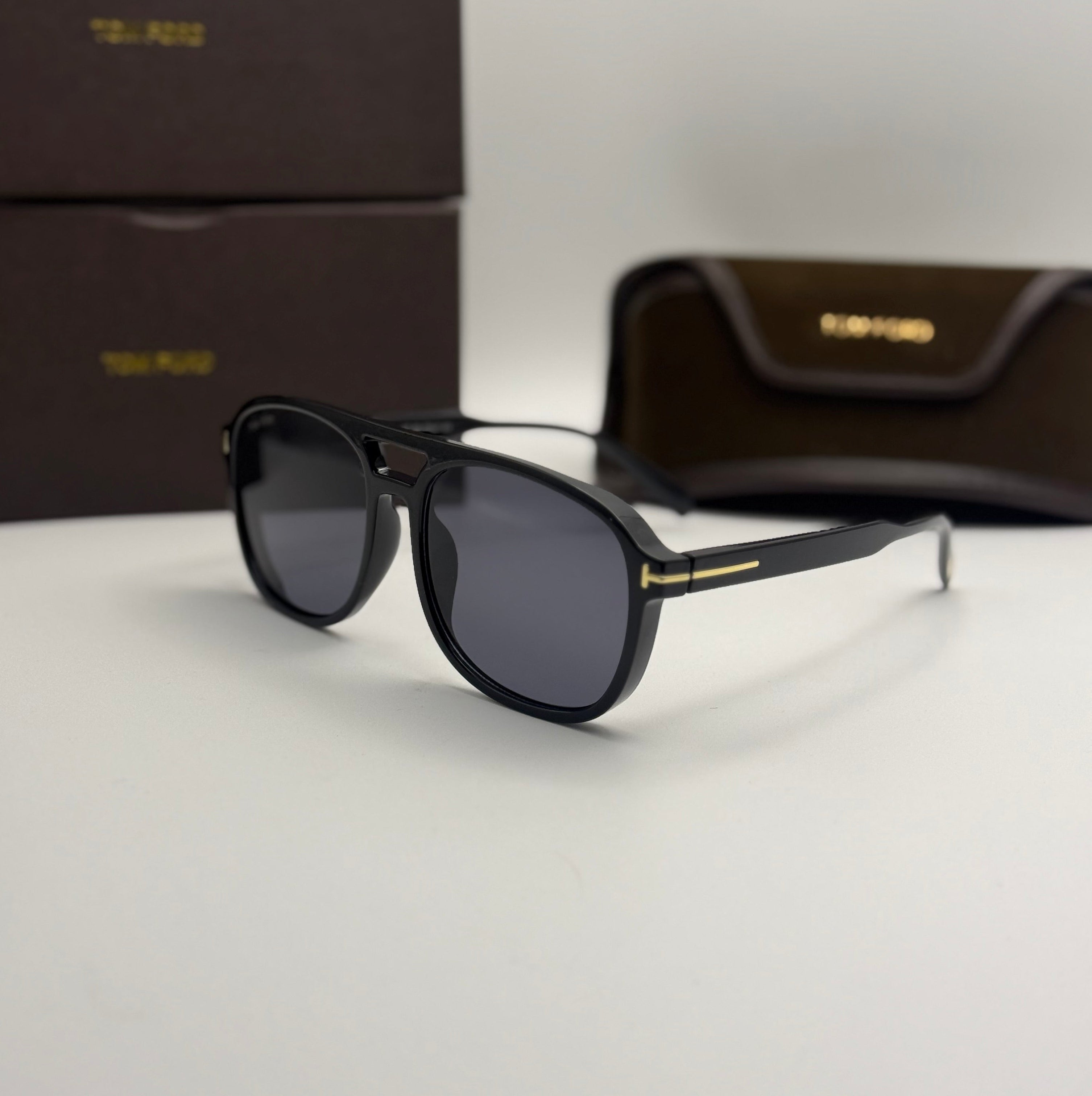 Tom Ford Aviator Sunglasses – Black Frame / Dark Grey Lenses