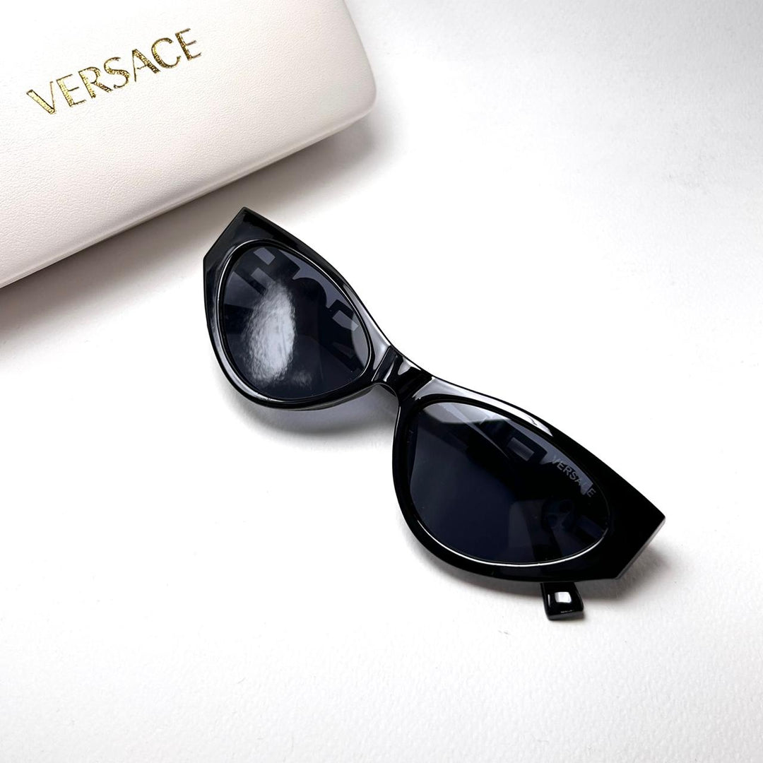 Versace Greca Cat Eye - Full Black